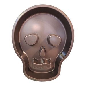 Wilton Halloween Skull Skeleton Sugar Skull Cake Pan Metal Non Stick 12 x 9.5"